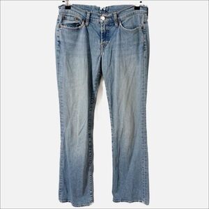 Lucky Brand Low Rise Flare Leg Regular Length Light Wash Denim Jeans Five Pocket